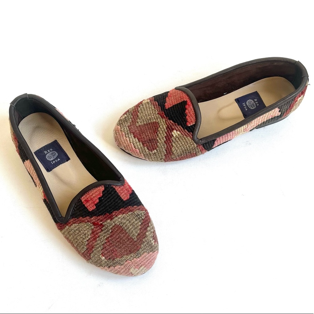 Handcrafted Multicolor Loafers